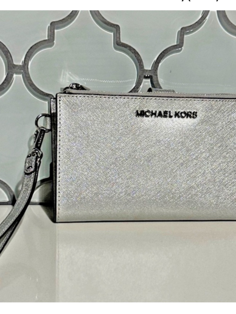 Michael Kors Jet Set Travel Double Zipper Leather Wristlet Wallet Clutch SILVER